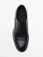 Black Oxford shoes