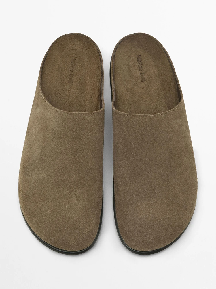 Split-leather clogs