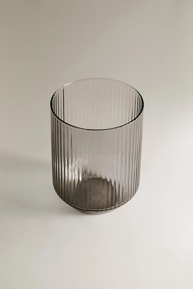 BOROSILICATE GLASS TUMBLER WITH RAISED LINES