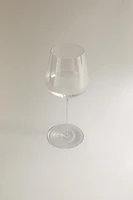 BLOWN CRYSTALLINE WINE GLASS