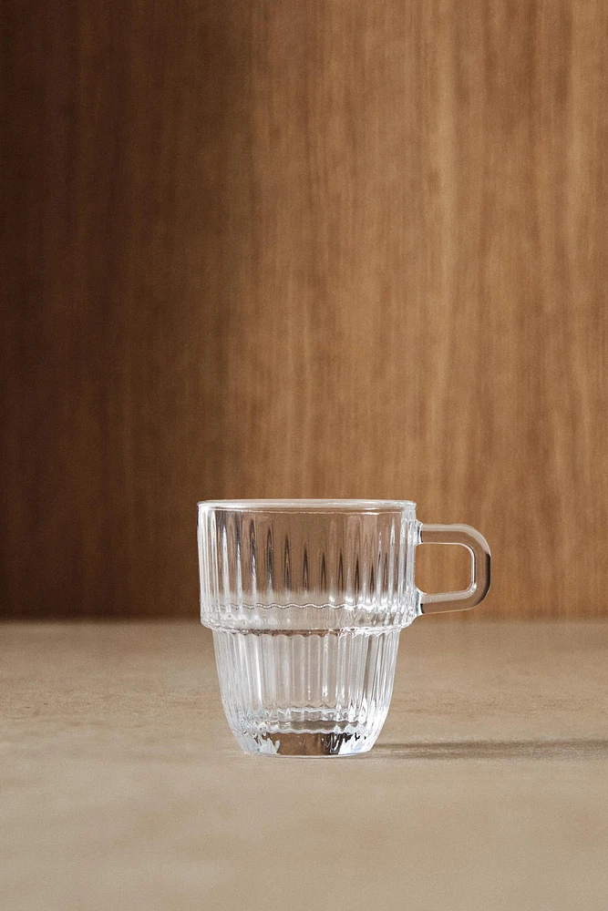 GLASS ESPRESSO CUP WITH A RAISED DESIGN