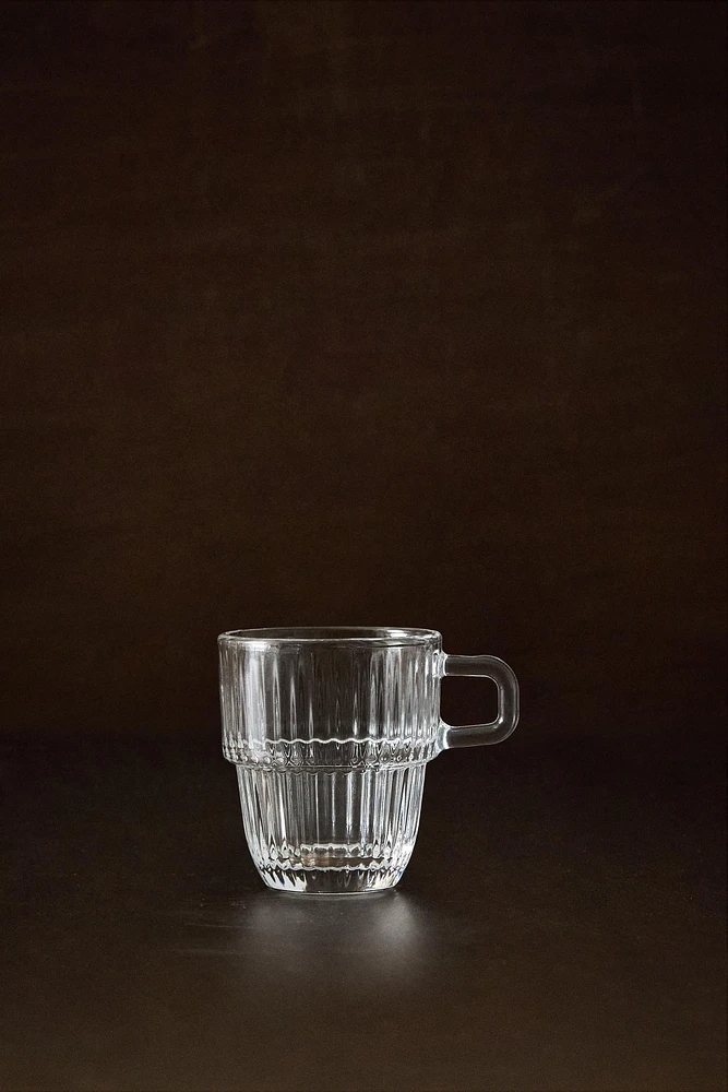 GLASS ESPRESSO CUP WITH A RAISED DESIGN