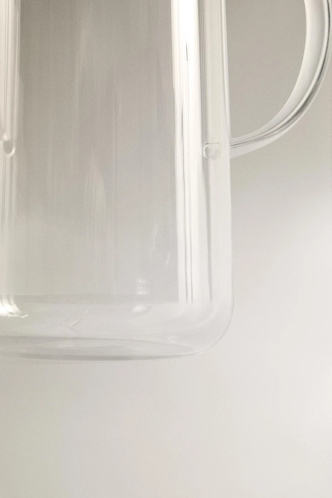 BOROSILICATE GLASS PITCHER