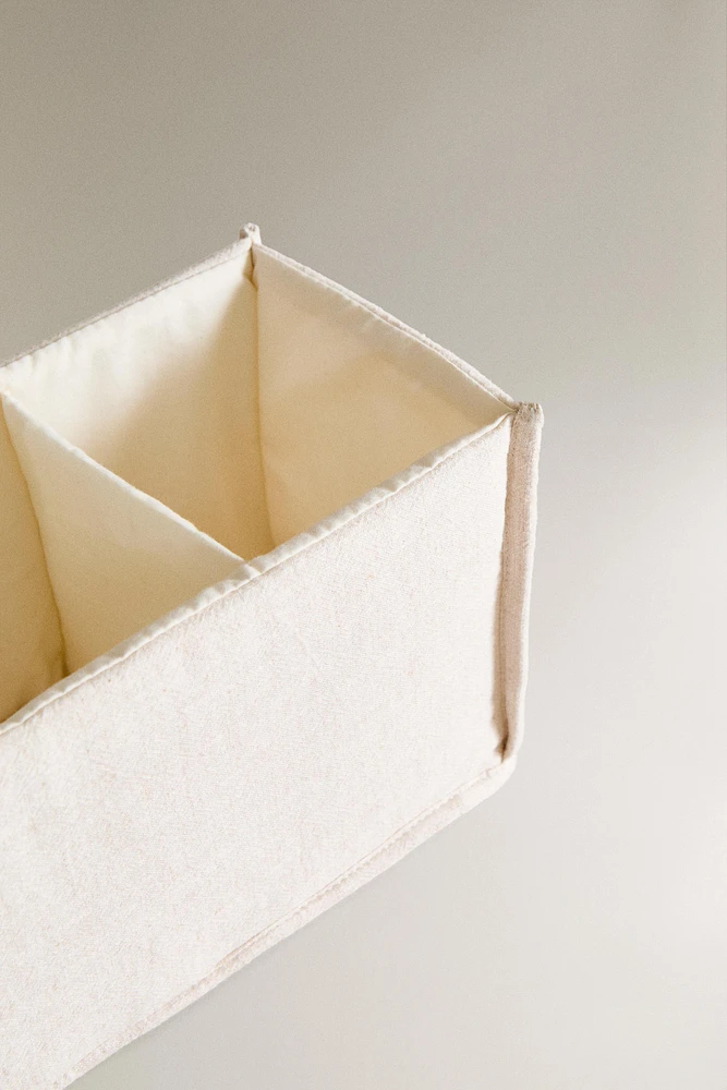 CHILDREN’S LINEN POPLIN TABLE ORGANIZER