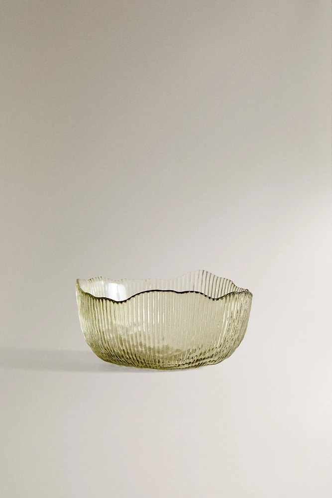 GLASS BOWL WITH RAISED DESIGN