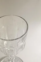 RAISED DESIGN WINE GLASS