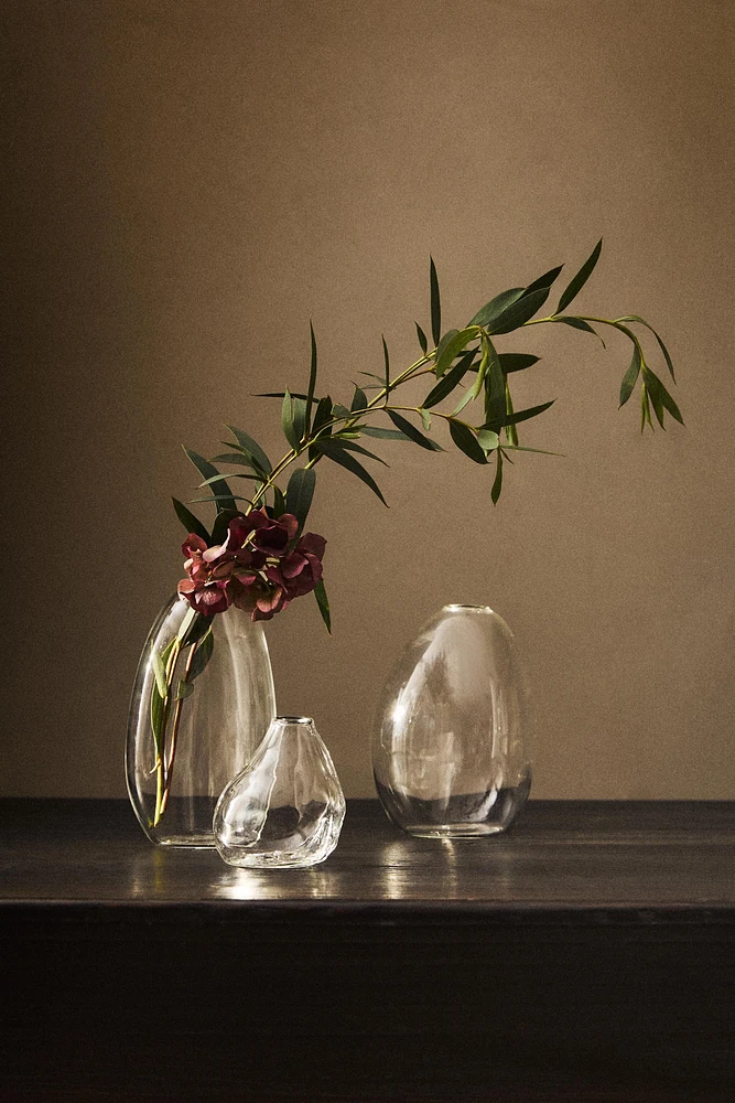 SMALL IRREGULAR GLASS VASE