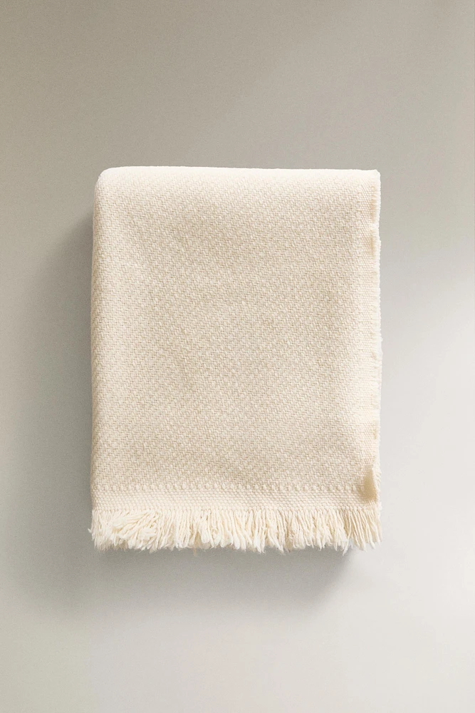 PLAIN WOOL BLANKET WITH FRINGING