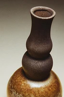 CERAMIC VASE WITH ROUNDED BASE