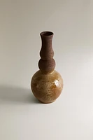 CERAMIC VASE WITH ROUNDED BASE