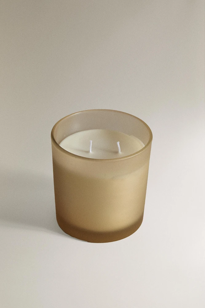 (350 G) SILK PEONY SCENTED CANDLE