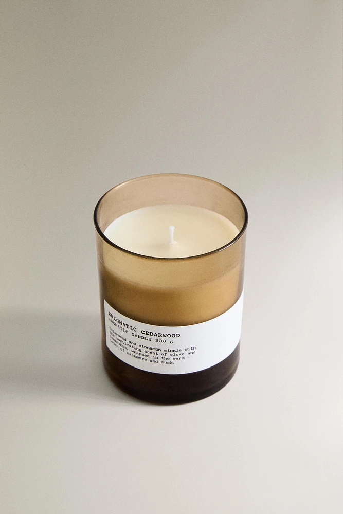 (200 G) ENIGMATIC CEDARWOOD SCENTED CANDLE