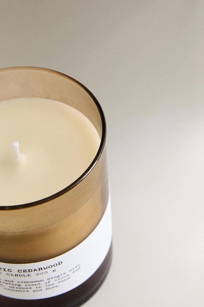 (200 G) ENIGMATIC CEDARWOOD SCENTED CANDLE