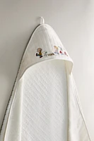 PEANUTS™ CHILDREN’S HOODED TOWEL