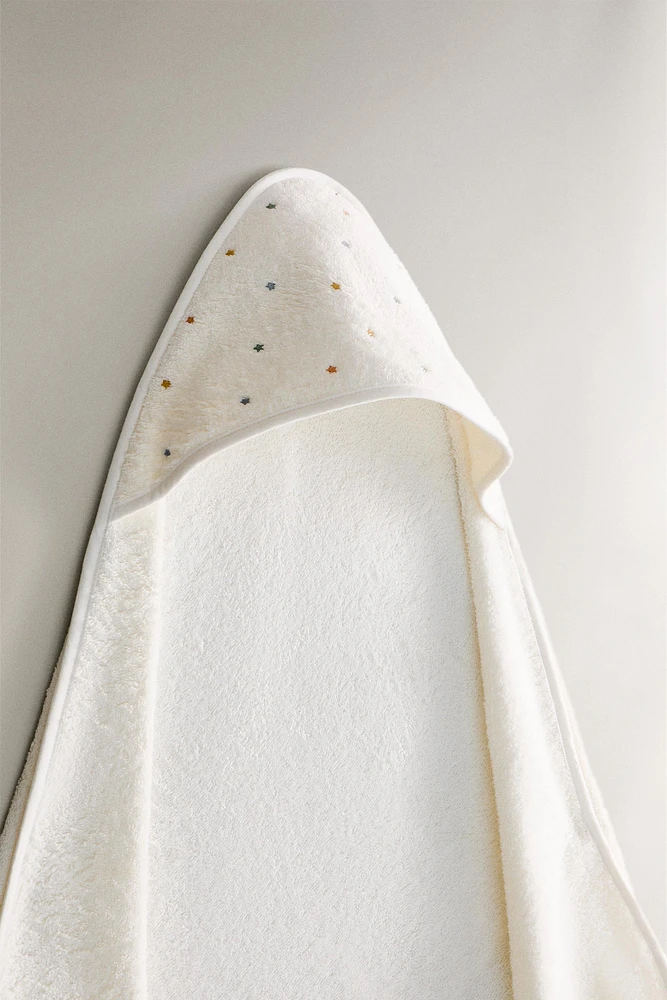 HOODED BABY TOWEL WITH STARS