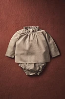 RUFFLED SHIRT AND BLOOMERS SET