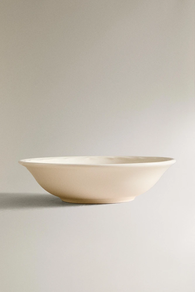 EARTHENWARE BOWL WITH RAISED-DESIGN EDGE