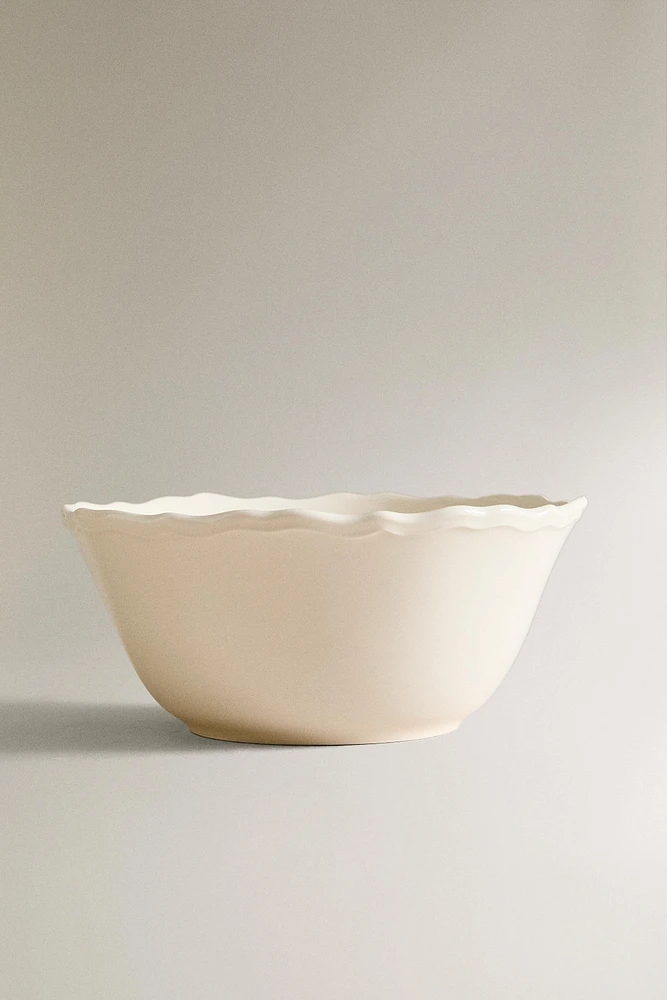 EARTHENWARE SALAD BOWL WITH RAISED-DESIGN EDGE