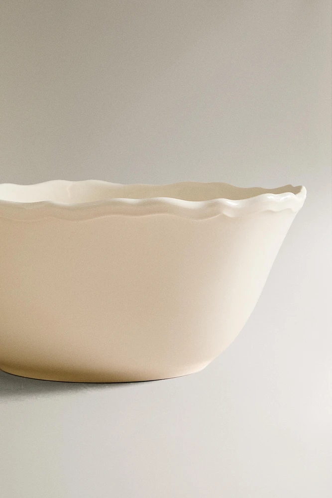 EARTHENWARE SALAD BOWL WITH RAISED-DESIGN EDGE