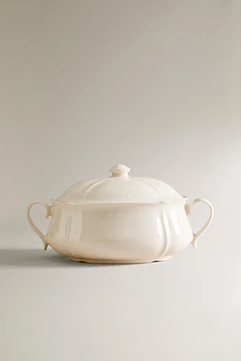 EARTHENWARE TUREEN WITH RAISED-DESIGN EDGE