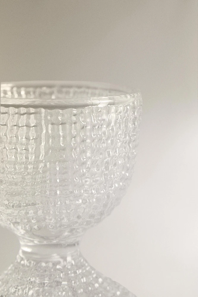 GLASS EGG CUP WITH RAISED DETAIL