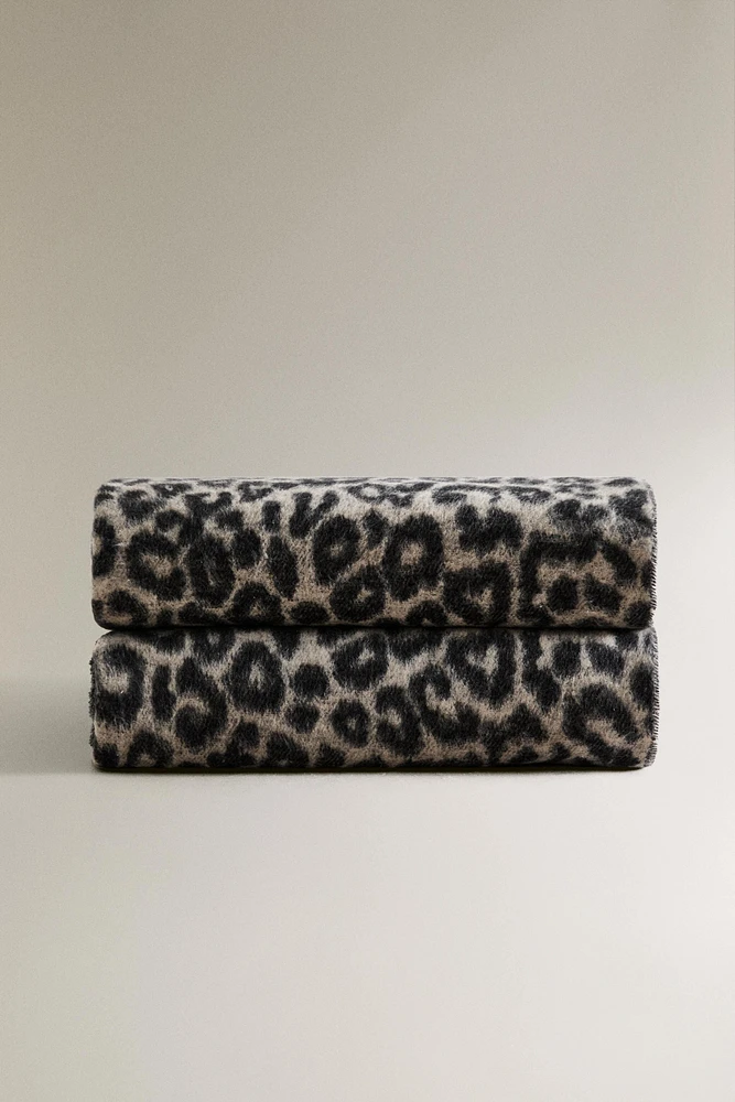 LEOPARD PRINT COTTON BLANKET