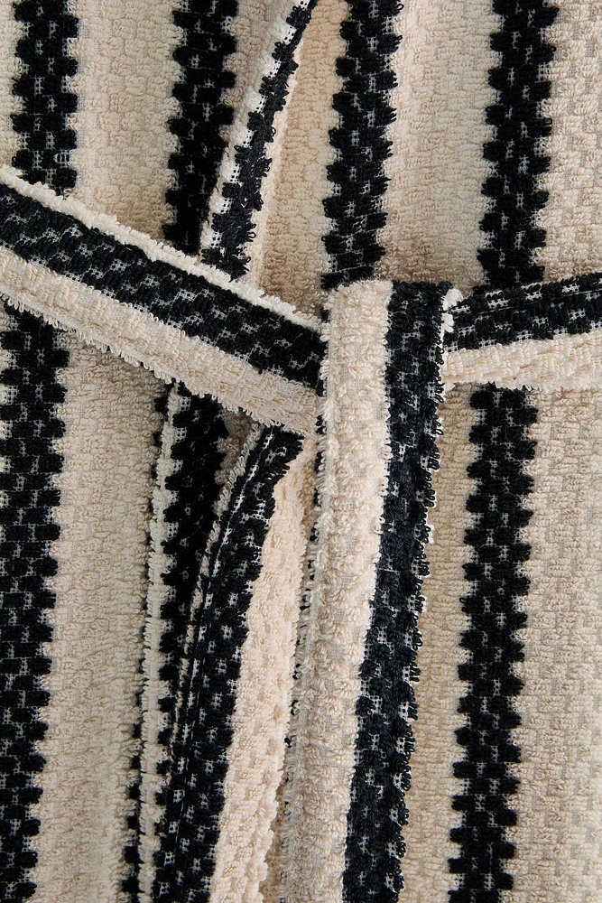 GEOMETRIC JACQUARD BATHROBE