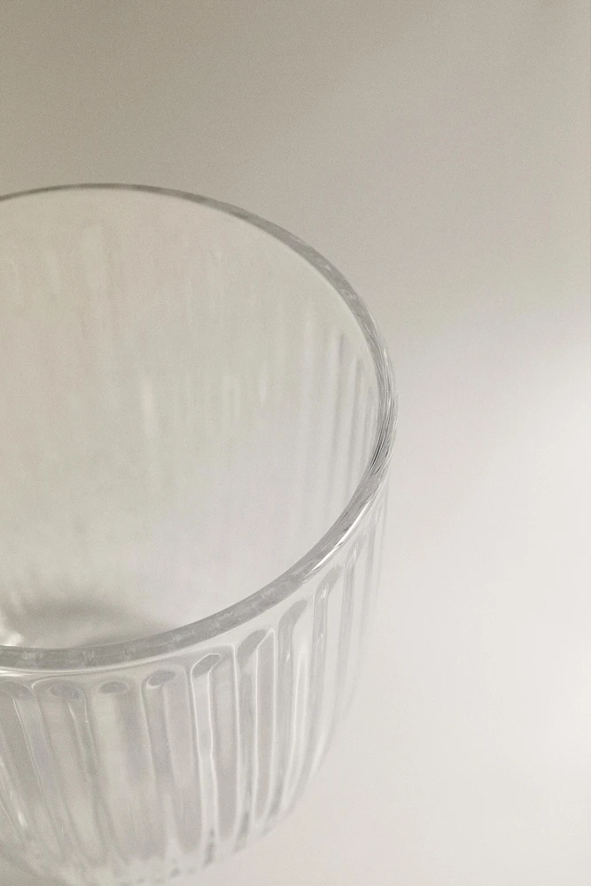 LINEAR-DESIGN GLASS TUMBLER