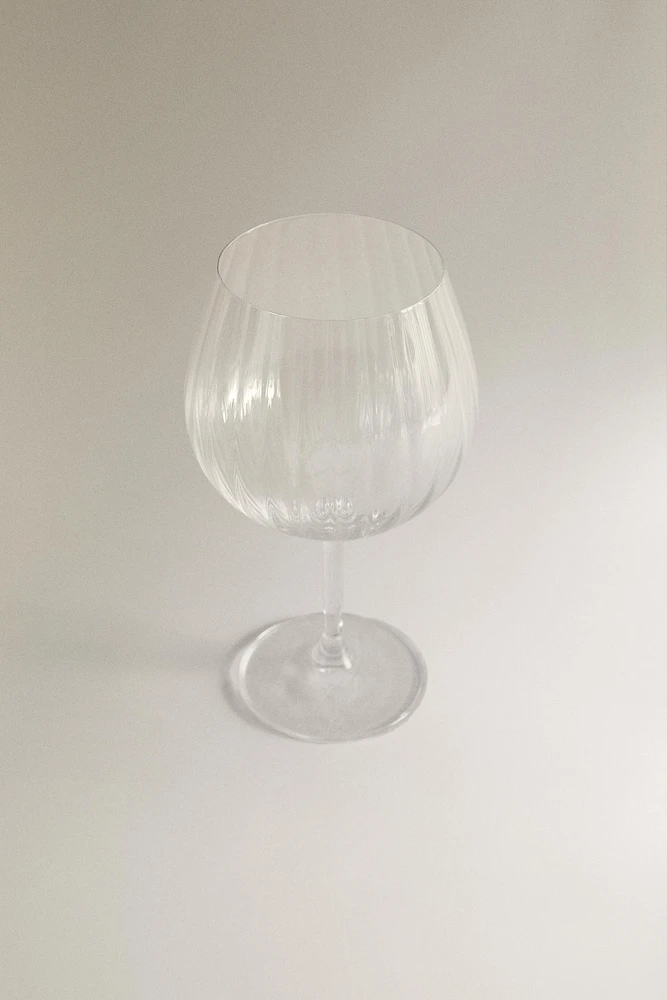 TEXTURED CRYSTALLINE WINE GLASS