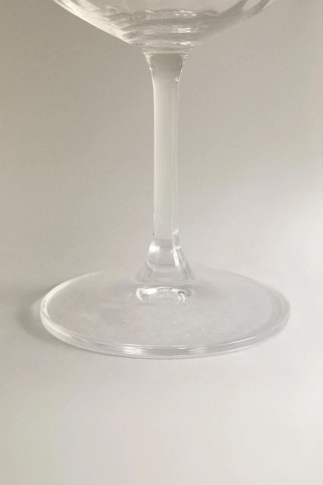 TEXTURED CRYSTALLINE WINE GLASS