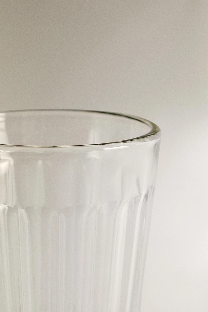 RAISED DESIGN GLASS TUMBLER