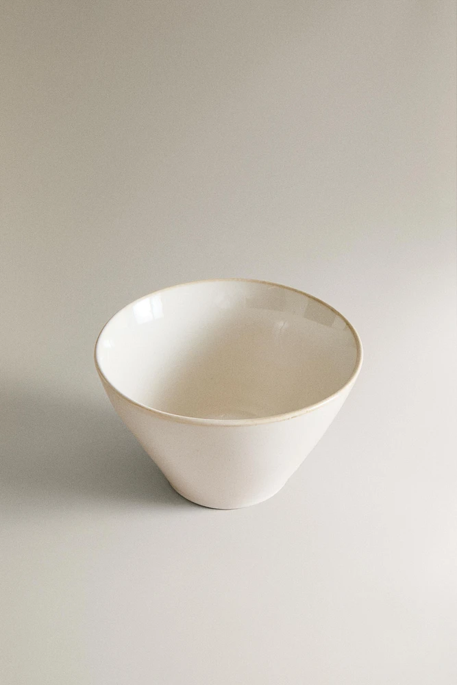 STONEWARE BOWL WITH CONTRAST RIM