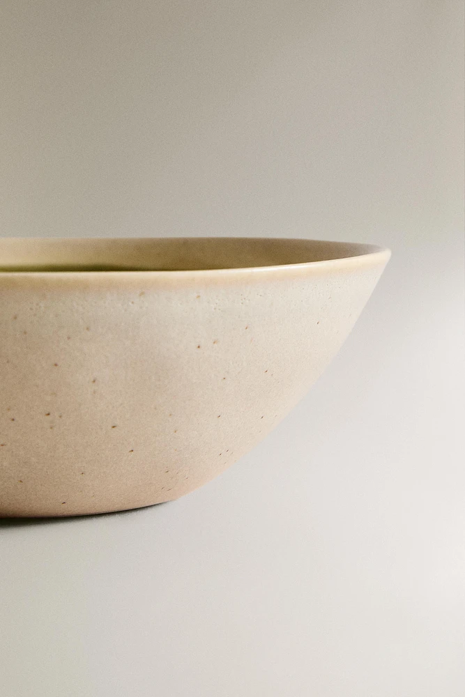 GREEN AND BEIGE STONEWARE APPETIZER BOWL