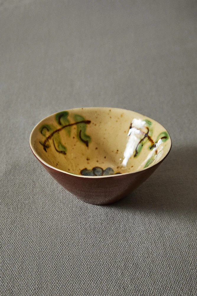 FLORAL EARTHENWARE BOWL