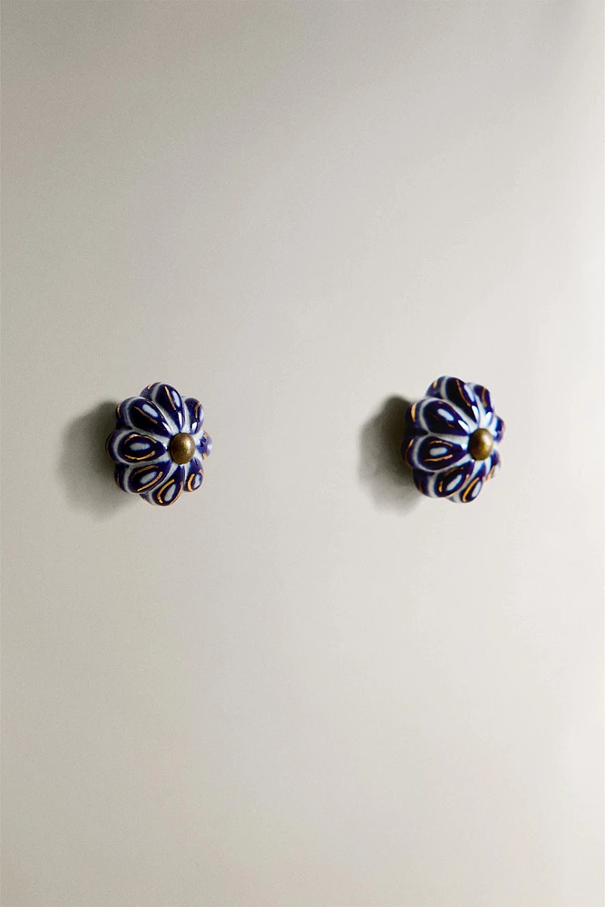 SET OF CERAMIC FLOWER KNOBS (SET OF 2