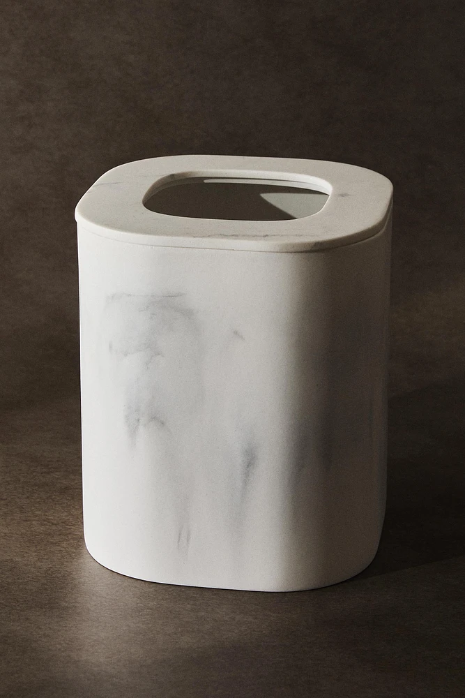 MARBLE-EFFECT BATHROOM TRASH CAN