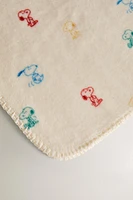 PEANUTS™ CHILDREN’S FLEECE BLANKET