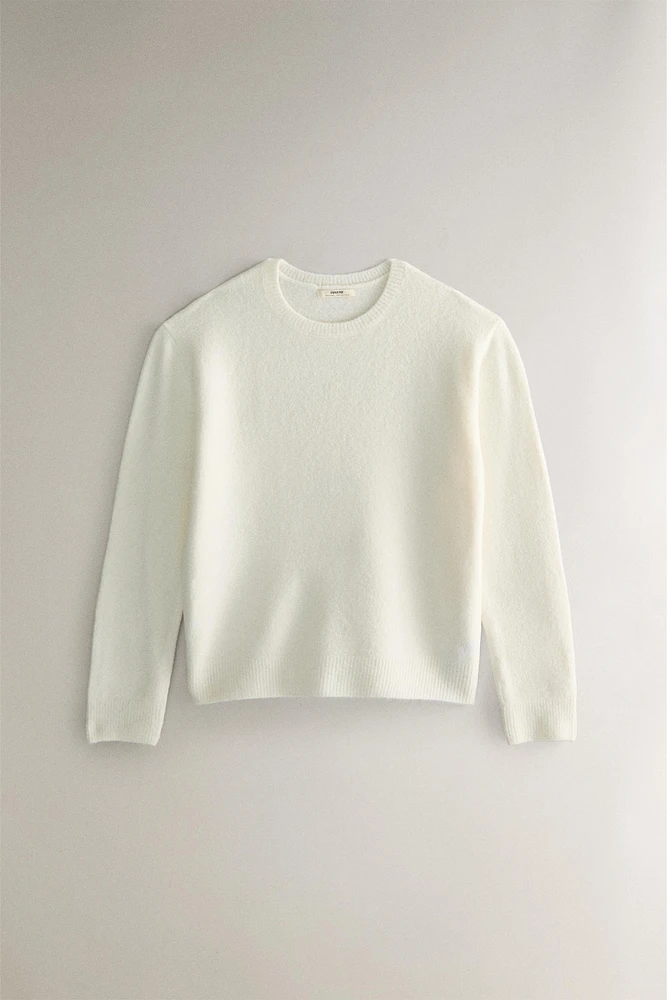 KNIT SWEATER