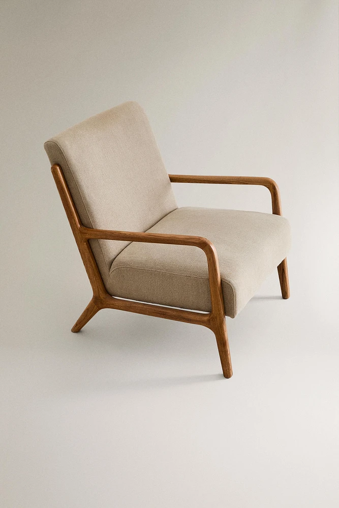 ASH WOOD LINEN ARMCHAIR