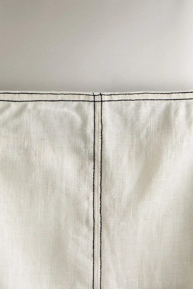 LINEN TOP WITH TOPSTITCHING