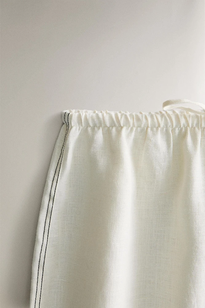 LINEN PANTS WITH TOPSTITCHING