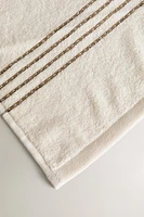 CONTRAST STITCH BATH TOWEL