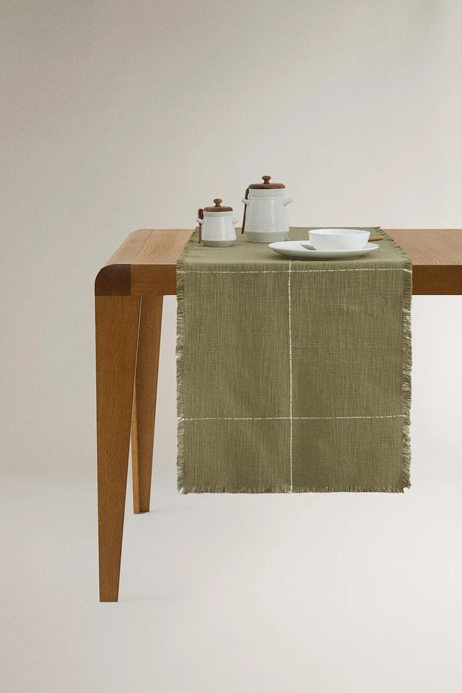 CONTRAST STRIPE COTTON TABLE RUNNER