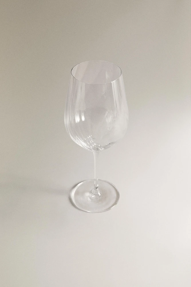 TEXTURED CRYSTALLINE WINE GLASS