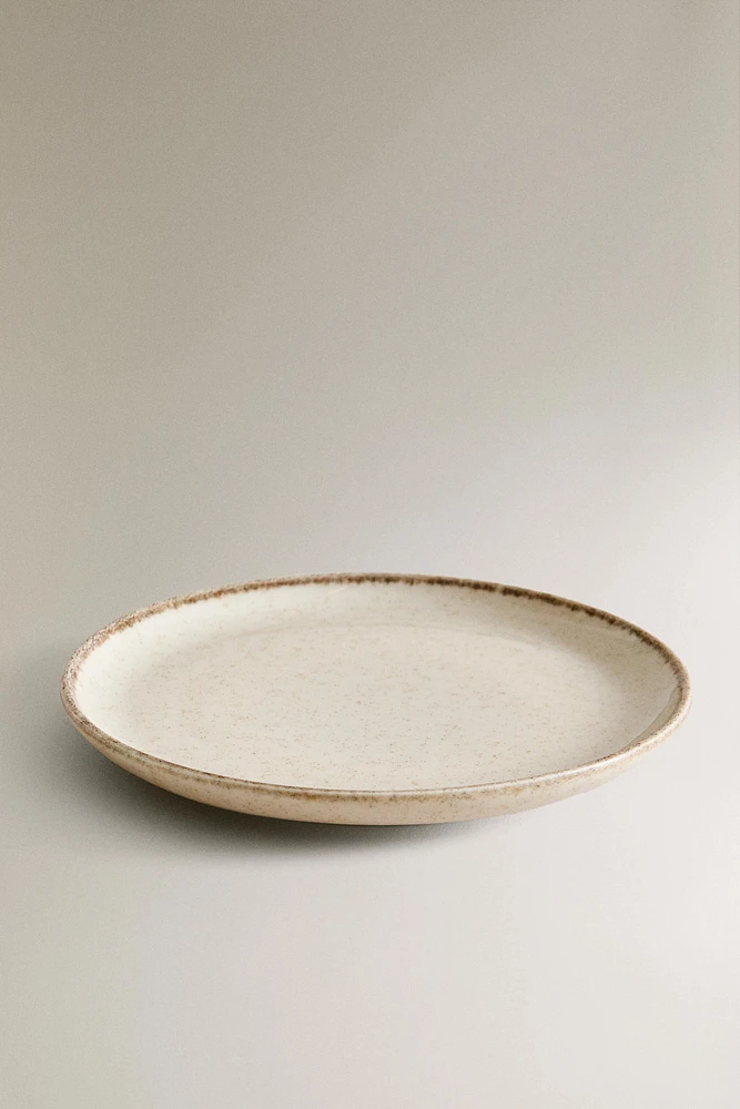 PORCELAIN SIDE PLATE WITH ANTIQUE FINISH RIM