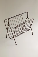 MAGAZINE RACK WITH METAL FRAME AND HANDLE