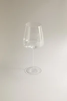 ULTRA LIGHTWEIGHT WINE GLASS