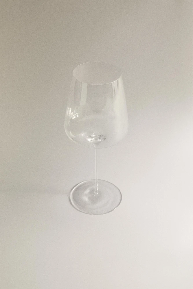 ULTRA LIGHTWEIGHT GLASS WINE GLASS