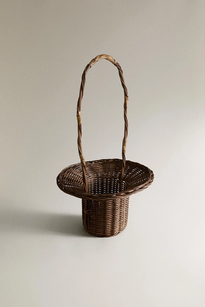 RATTAN BASKET VASE WITH HANDLE