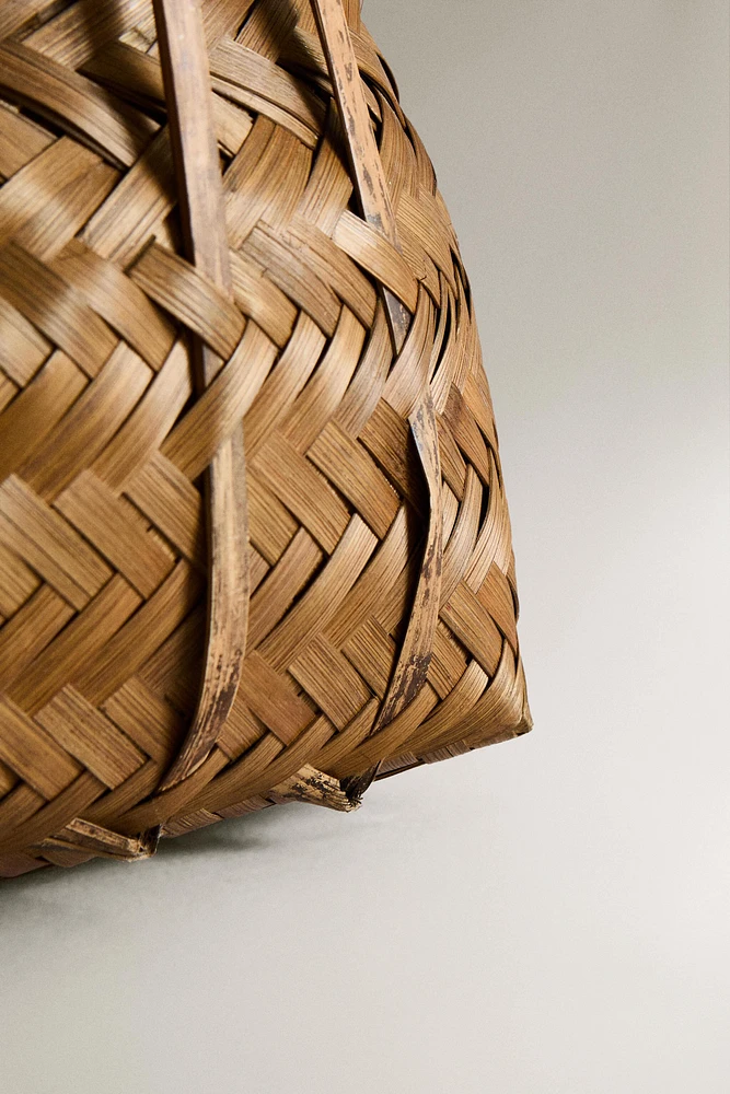 BAMBOO BASKET WITH HANDLE